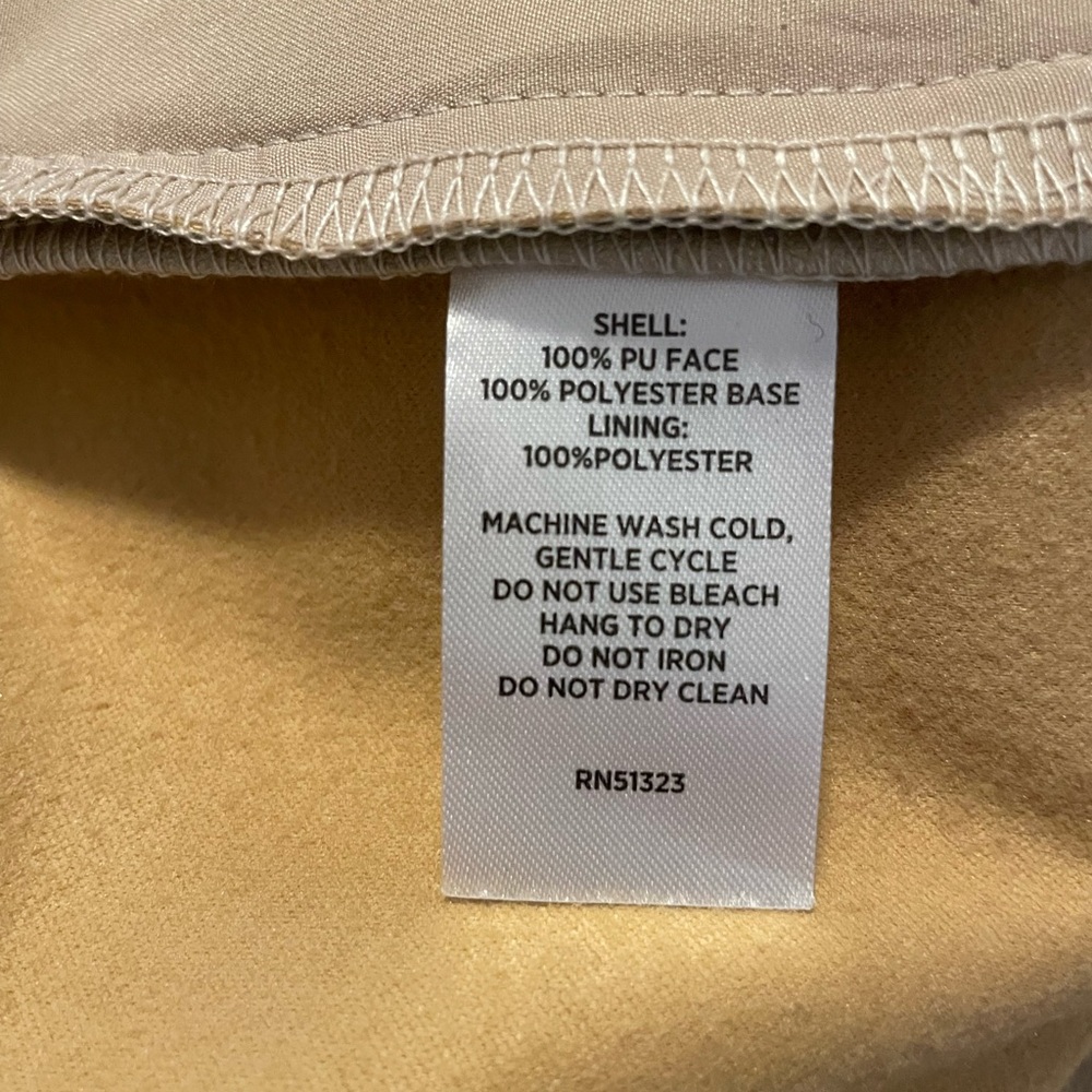 NWT Halogen Faux Leather Suit - 1X Blazer & 14W Pants inseam 26" - Gold Metallic - Picture 10 of 12